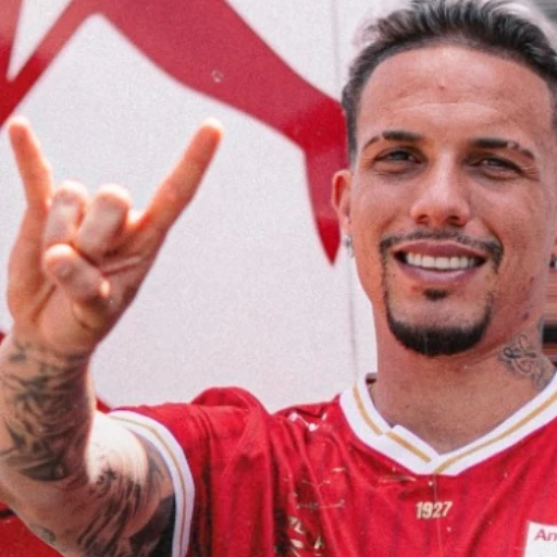 América de Cali se refuerza con el extremo venezolano Edson Tortolero