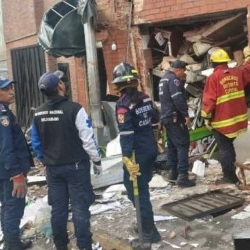 Dos heridos y daños materiales tras deflagración por bombonas de gas en la avenida Victoria