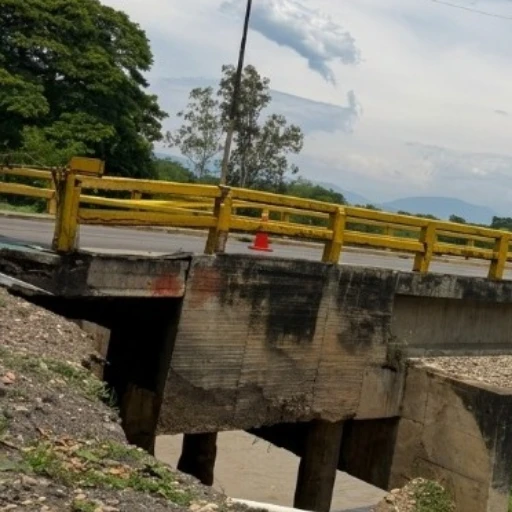Reabren el paso vehicular en el puente Francisco de Paula Santander en Táchira